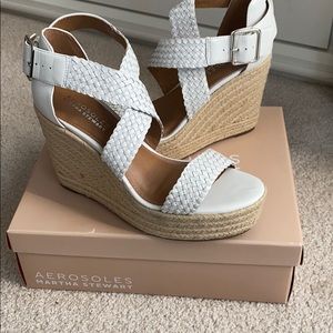 White wedges